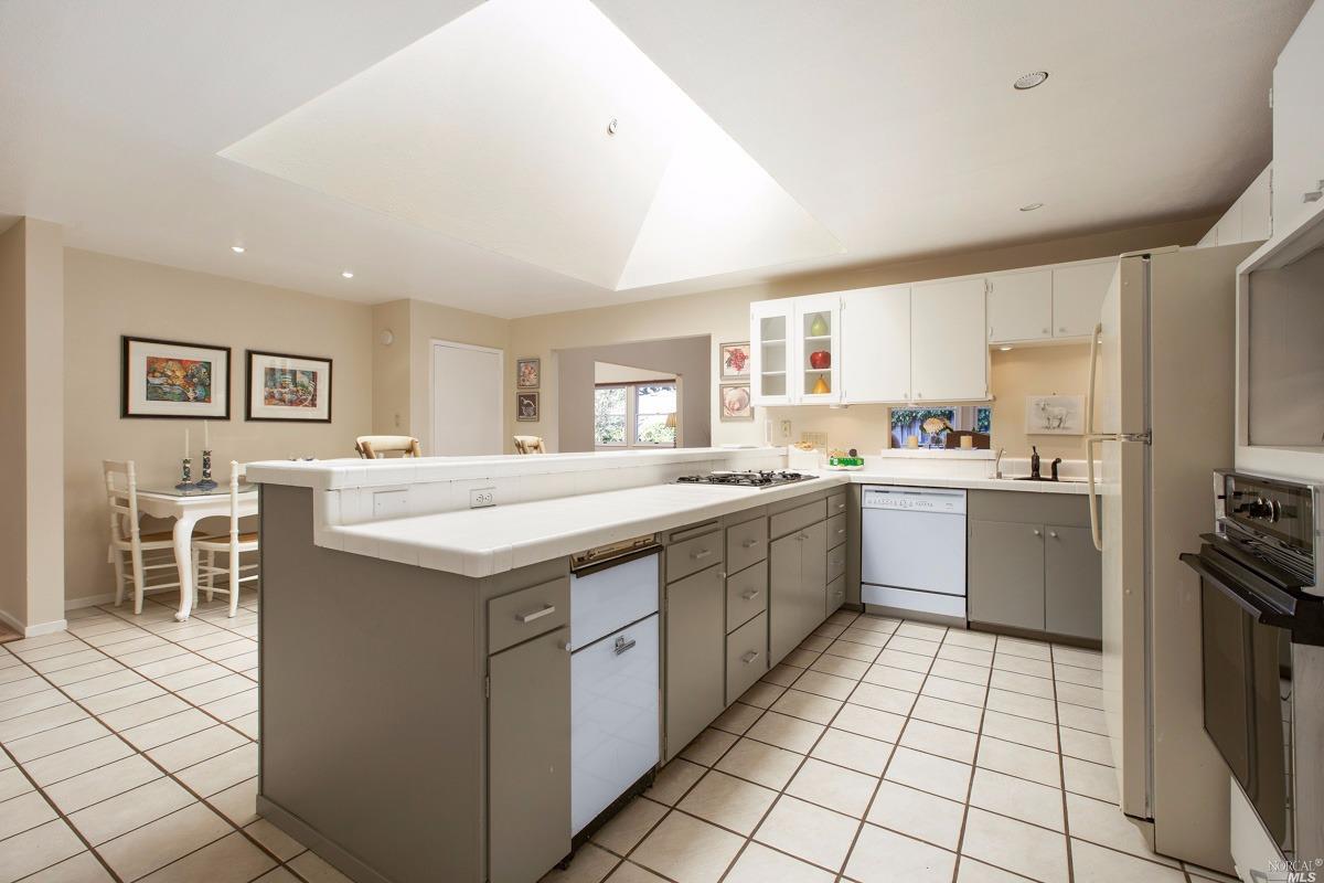 2 Meriam Drive San Rafael, CA 94903 - Photo 1 of 1 Gallery Image 1