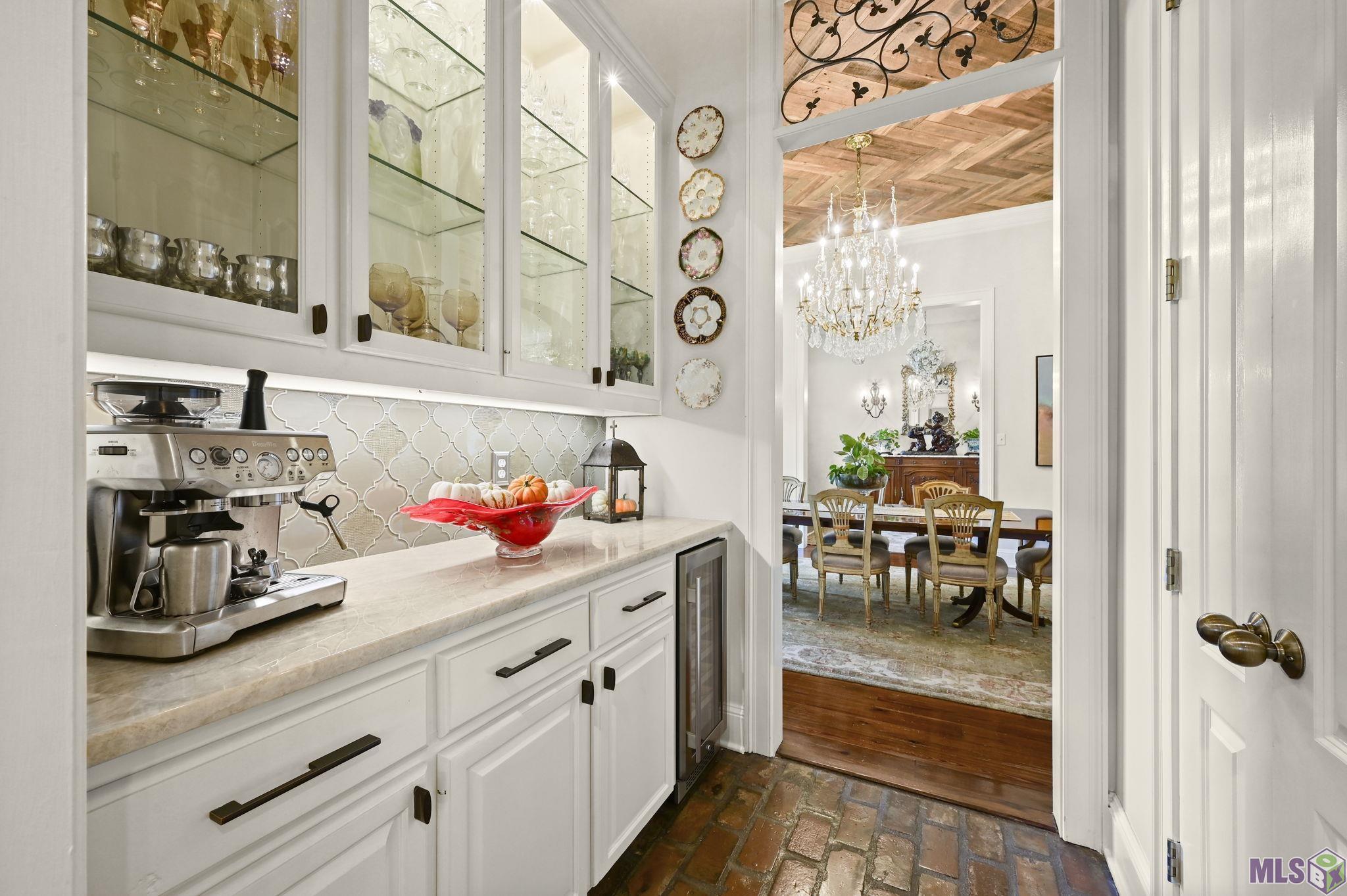 1204 East Lakeside Oaks Drive Baton Rouge, LA 70810 - Photo 17 of 60