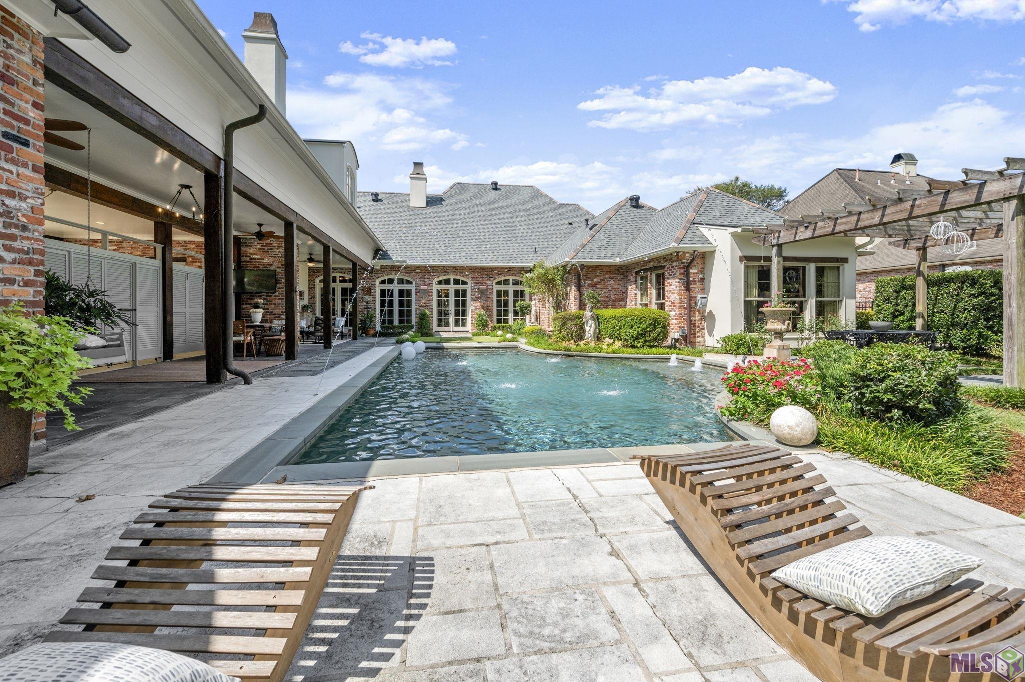 1204 East Lakeside Oaks Drive Baton Rouge, LA 70810 - Photo 43 of 60