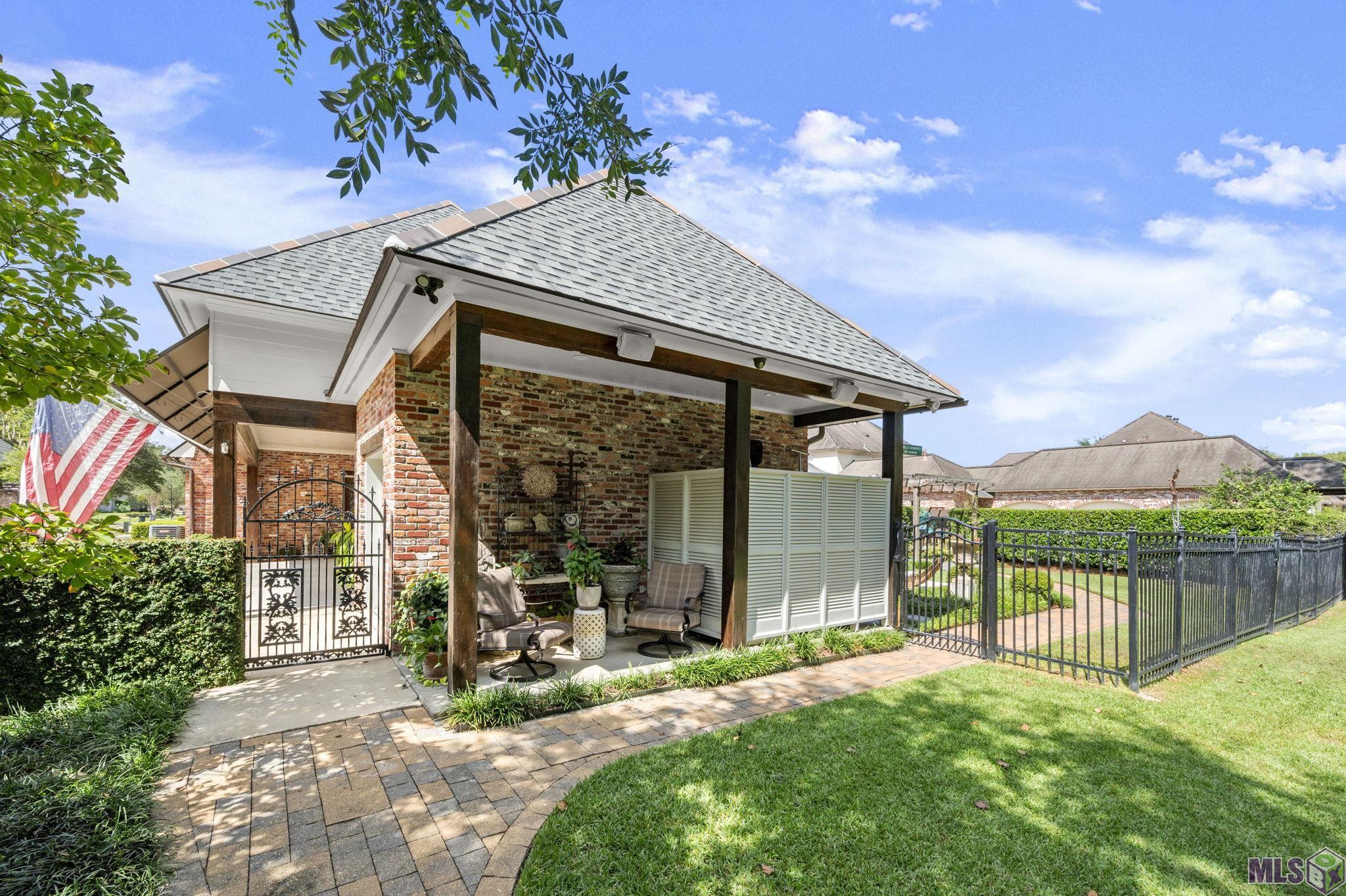 1204 East Lakeside Oaks Drive Baton Rouge, LA 70810 - Photo 44 of 60