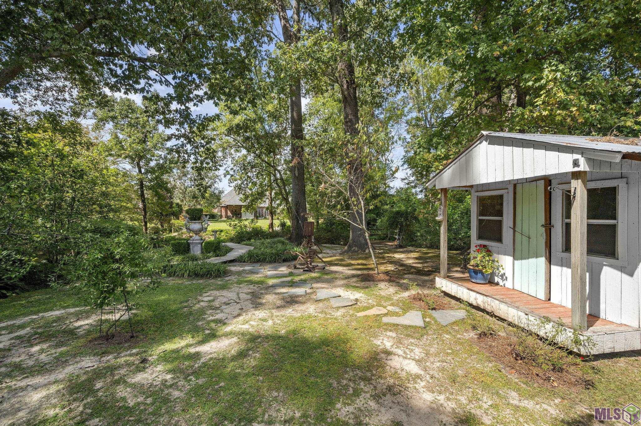 1204 East Lakeside Oaks Drive Baton Rouge, LA 70810 - Photo 49 of 60