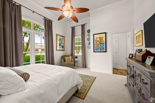 $1,995,000 | 1204 East Lakeside Oaks Drive, Baton Rouge, LA 70810