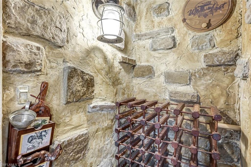 6582 Monterey Point Naples, FL 34105 - Photo 7 of 28