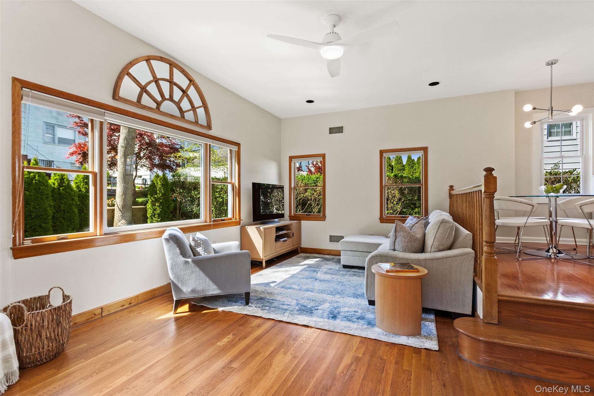 59 White Road Scarsdale, NY 10583 - Photo 22 of 45 Family Room