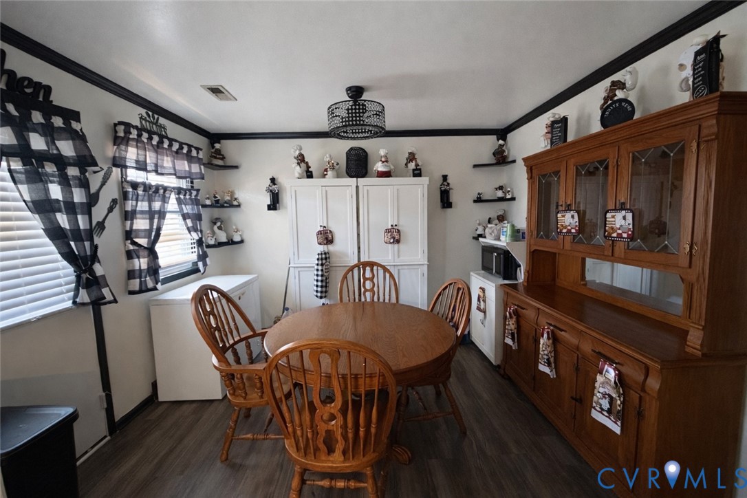 2828 Trarich Road Petersburg, VA 23805 - Photo 5 of 15