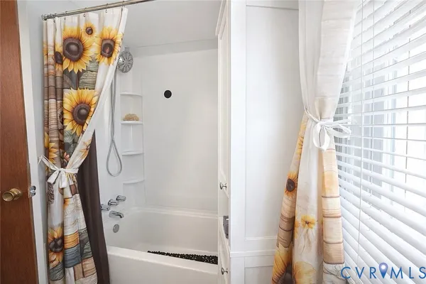 $274,500 | 2828 Trarich Road, Petersburg, VA 23805