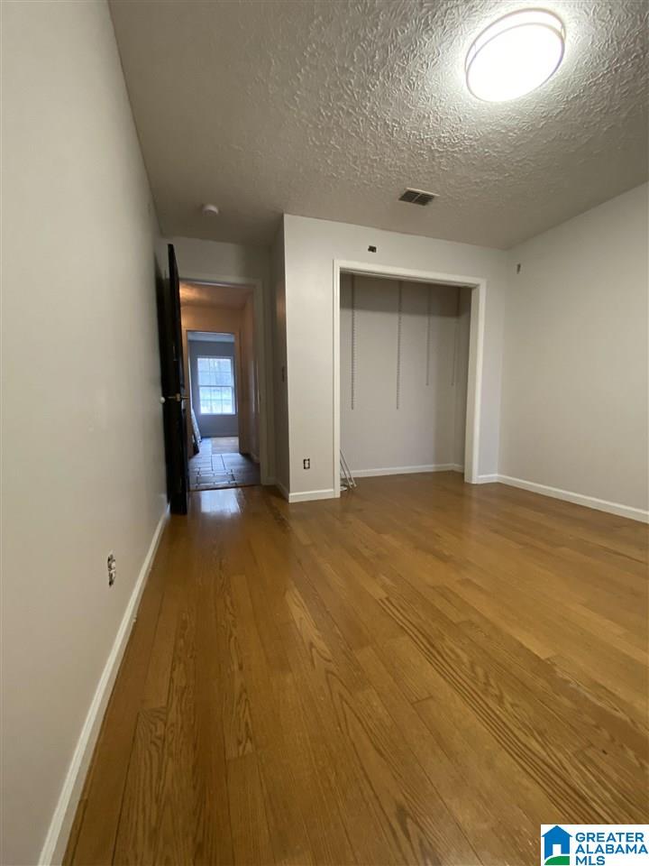 315 Lake View Circle Riverside, AL 35135 - Photo 3 of 16 Gallery Image 3