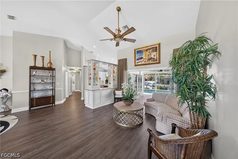 $850,000 | 1425 Southwest 50th Street, Cape Coral, FL 33914