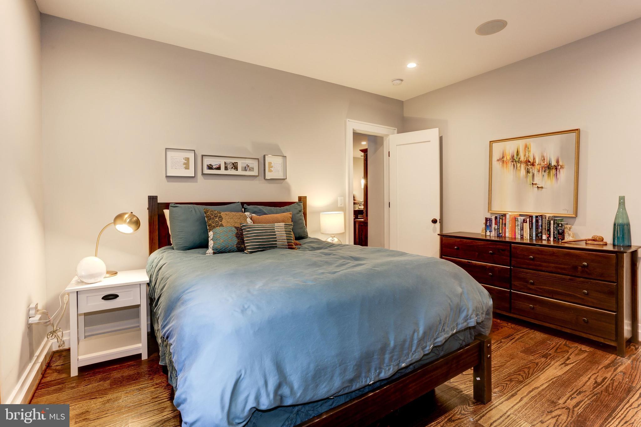 2303 Ontario Road Northwest, Unit 1 Washington, DC 20009 - Photo 17 of 24