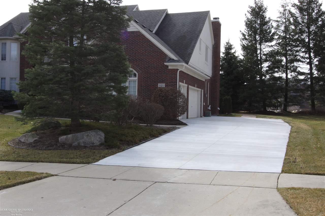 3495 Heron Ridge Drive Rochester Hills, MI 48309 - Photo 2 of 52