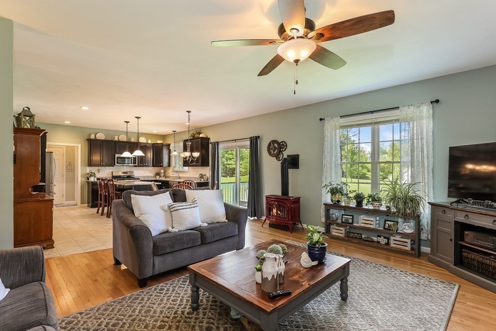 80 Forbes Road Rochester, MA 02770 - Photo 8 of 42 Gallery Image 8