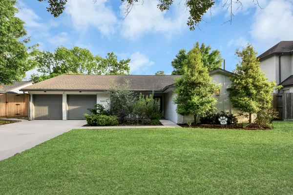 $864,999 | 14014 Kingsride Lane, Houston, TX 77079