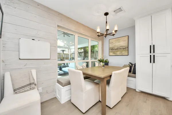 $864,999 | 14014 Kingsride Lane, Houston, TX 77079