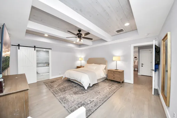 $864,999 | 14014 Kingsride Lane, Houston, TX 77079