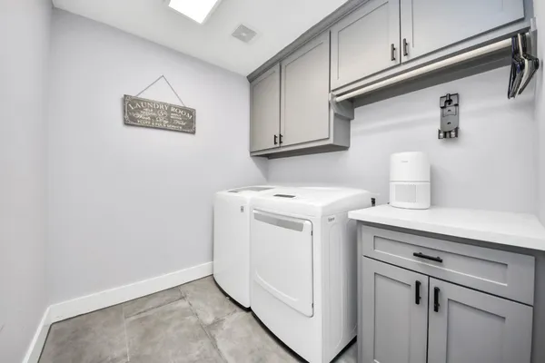 $864,999 | 14014 Kingsride Lane, Houston, TX 77079