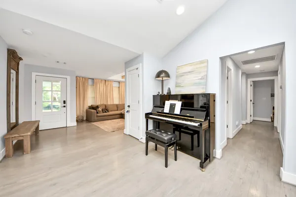 $864,999 | 14014 Kingsride Lane, Houston, TX 77079