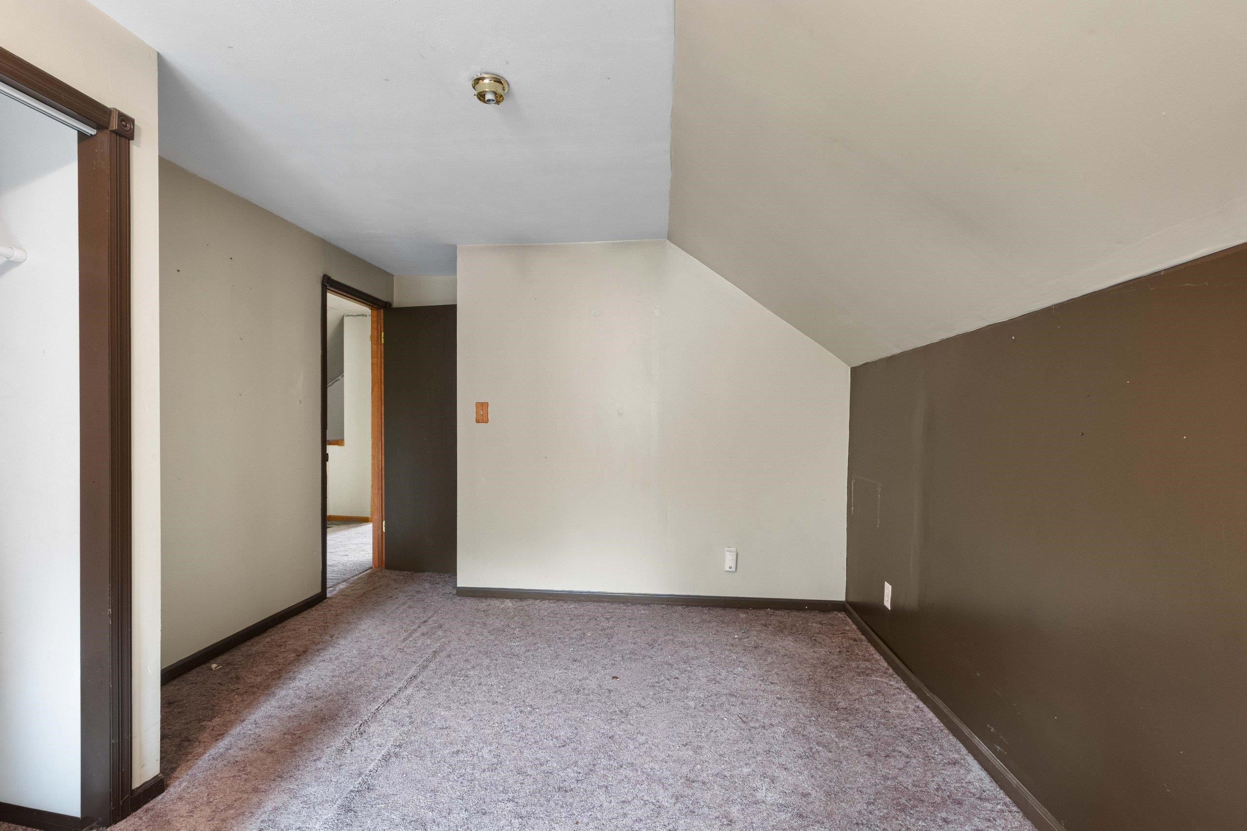 5638 County Rd Bb Gillett, WI 54124 - Photo 20 of 61
