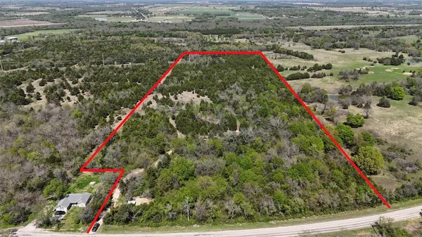 $400,000 | 390 Bishop Street, Commerce, TX 75428