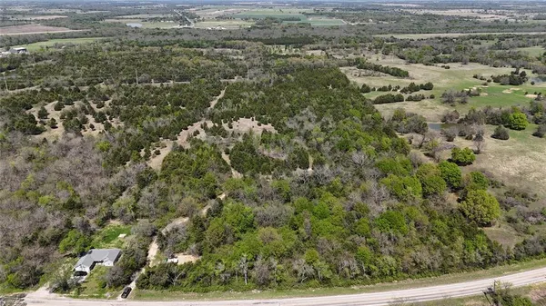 $400,000 | 390 Bishop Street, Commerce, TX 75428