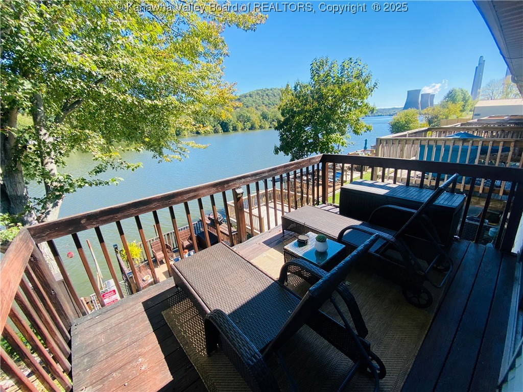 141 Rolling Acres Road Winfield, WV 25213 - Photo 29 of 35 top deck