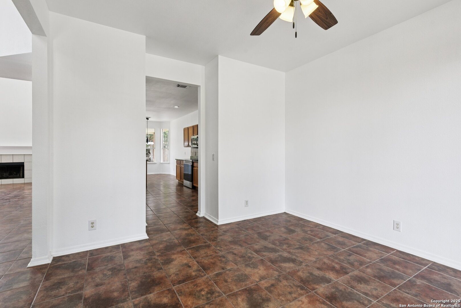 21510 Rio Colorado San Antonio, TX 78259 - Photo 5 of 42 an empty room with fan and entrance