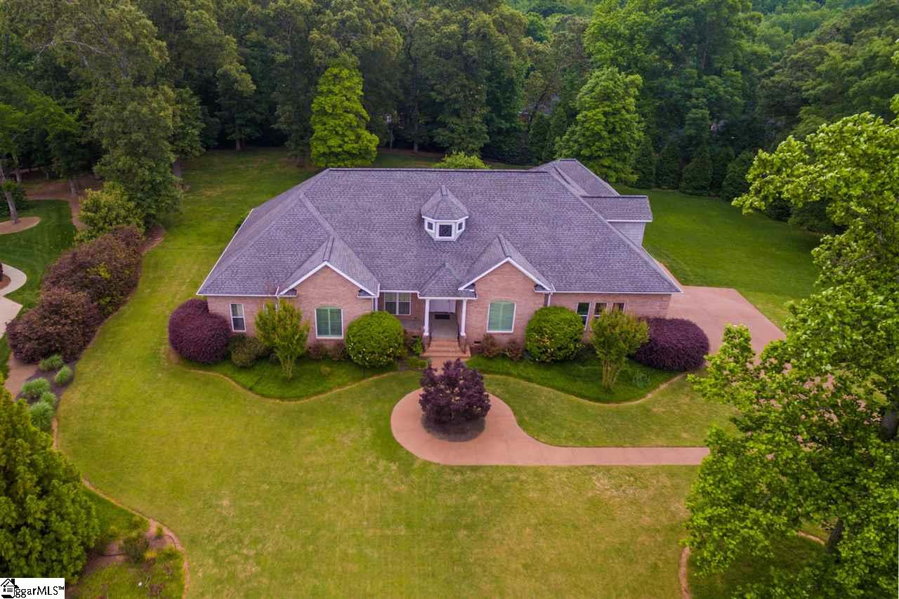 9 Hawks Perch Way Simpsonville, SC 29681 - Photo 2 of 36 Gallery Image 2