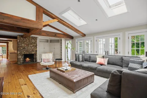 $5,850,000 | 175 Cat Rock Road, Cos Cob, CT 06807