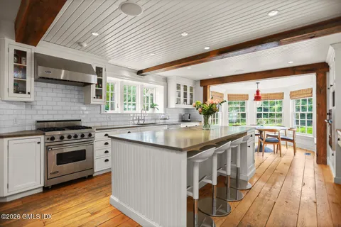 $5,850,000 | 175 Cat Rock Road, Cos Cob, CT 06807