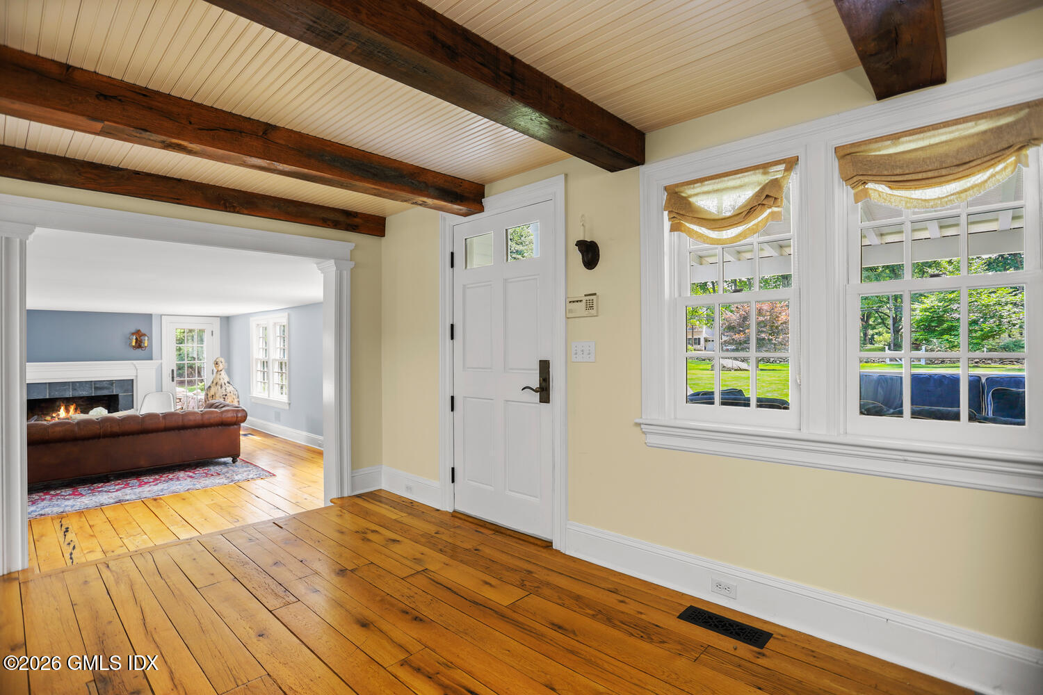 175 Cat Rock Road Cos Cob, CT 06807 - Photo 3 of 73 175 Cat Rock Rd Cos Cob CT-large-005-020