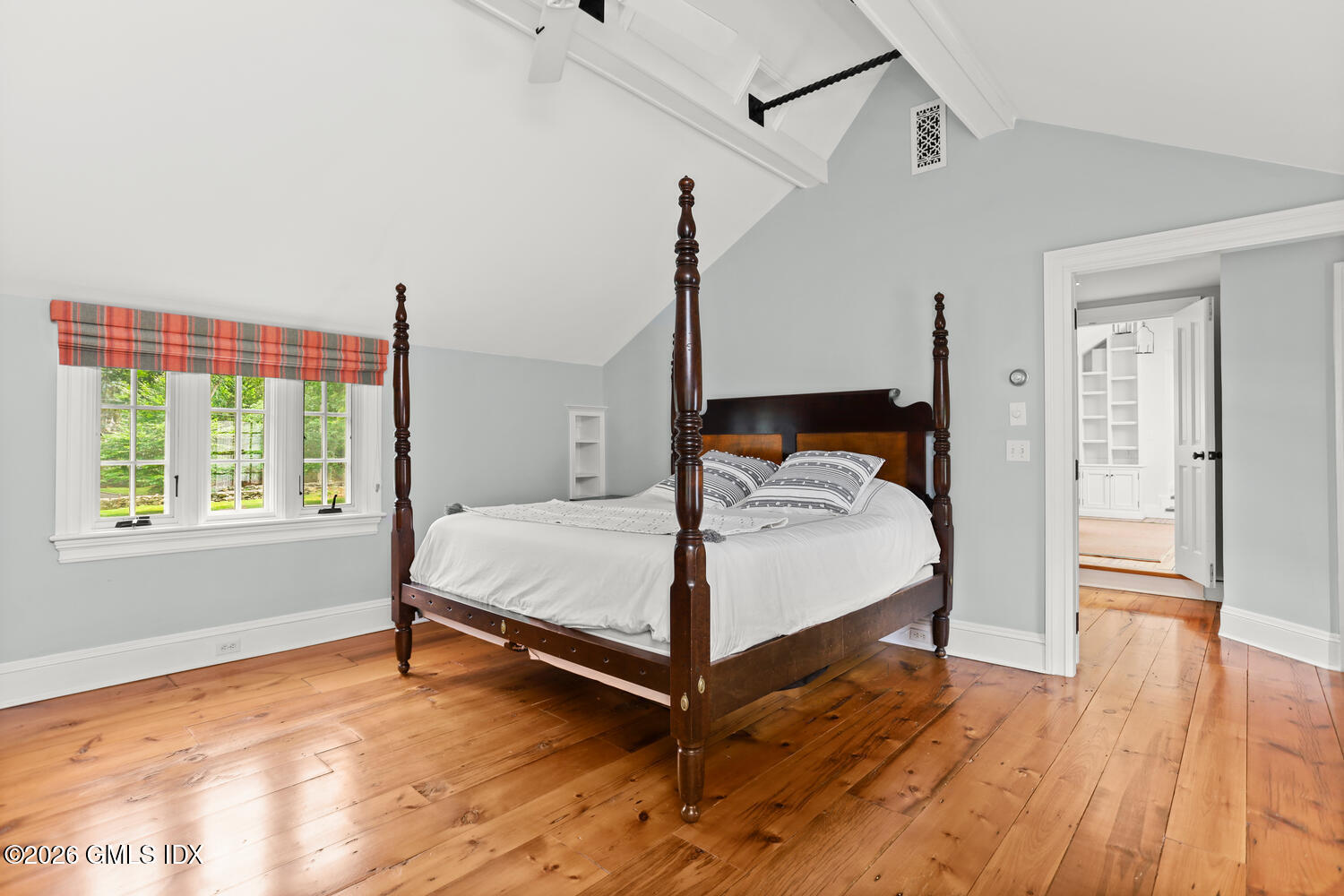 175 Cat Rock Road Cos Cob, CT 06807 - Photo 33 of 73 175 Cat Rock Rd Cos Cob CT-large-041-070