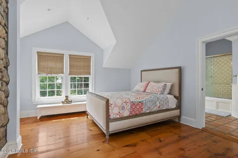 $5,850,000 | 175 Cat Rock Road, Cos Cob, CT 06807