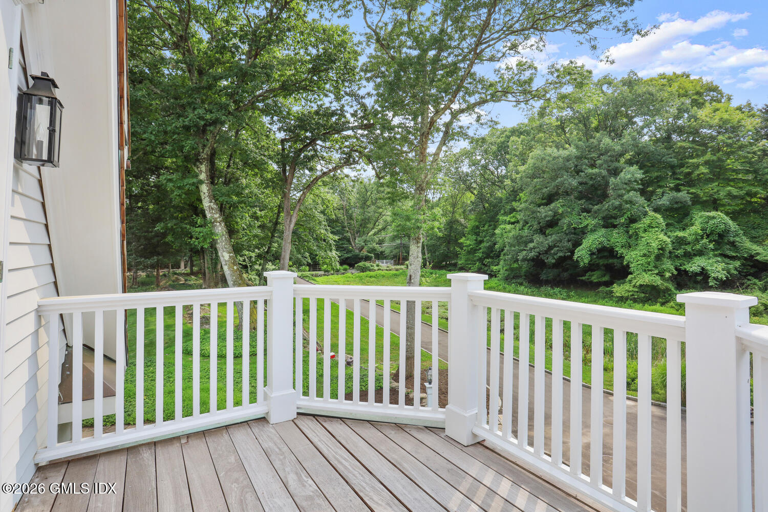 175 Cat Rock Road Cos Cob, CT 06807 - Photo 54 of 73 175 Cat Rock Rd Cos Cob CT-large-070-052