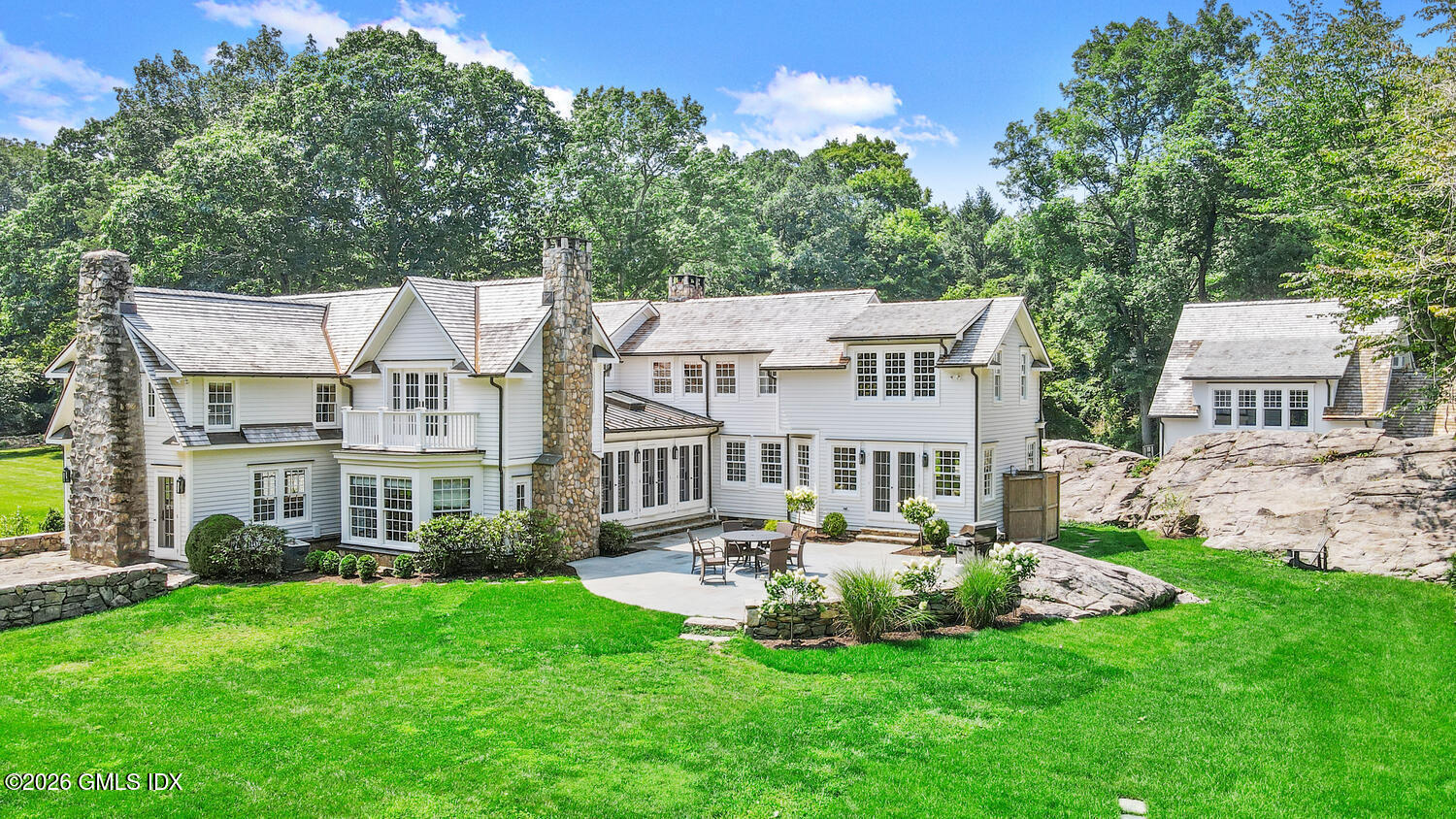 175 Cat Rock Road Cos Cob, CT 06807 - Photo 64 of 73 175 Cat Rock Rd Cos Cob CT-large-015-016