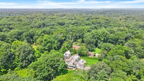 $5,850,000 | 175 Cat Rock Road, Cos Cob, CT 06807