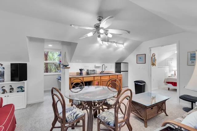 $5,700,000 | 1590 Pelican Road, Marathon, FL 33050