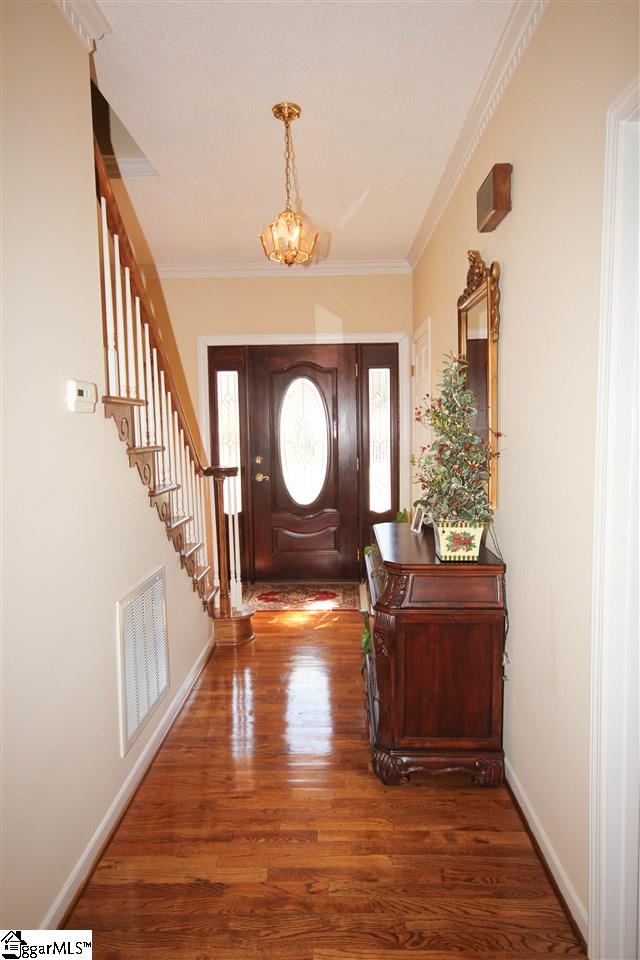 224 Foot Hills Road Greenville, SC 29617 - Photo 3 of 25 Gallery Image 3