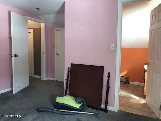 5 Henderson Road Clarksburg, MA 01247 - Photo 15 of 20 master