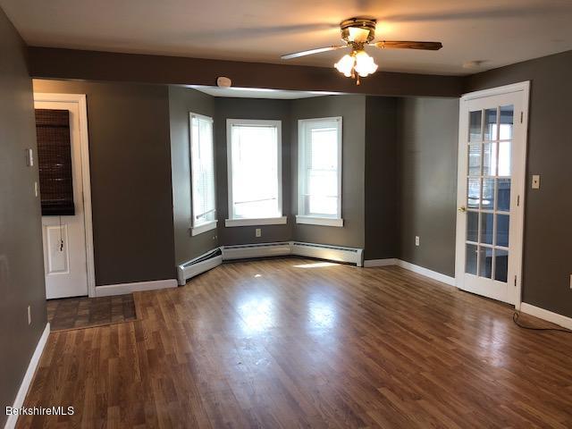 5 Henderson Road Clarksburg, MA 01247 - Photo 8 of 20 living room