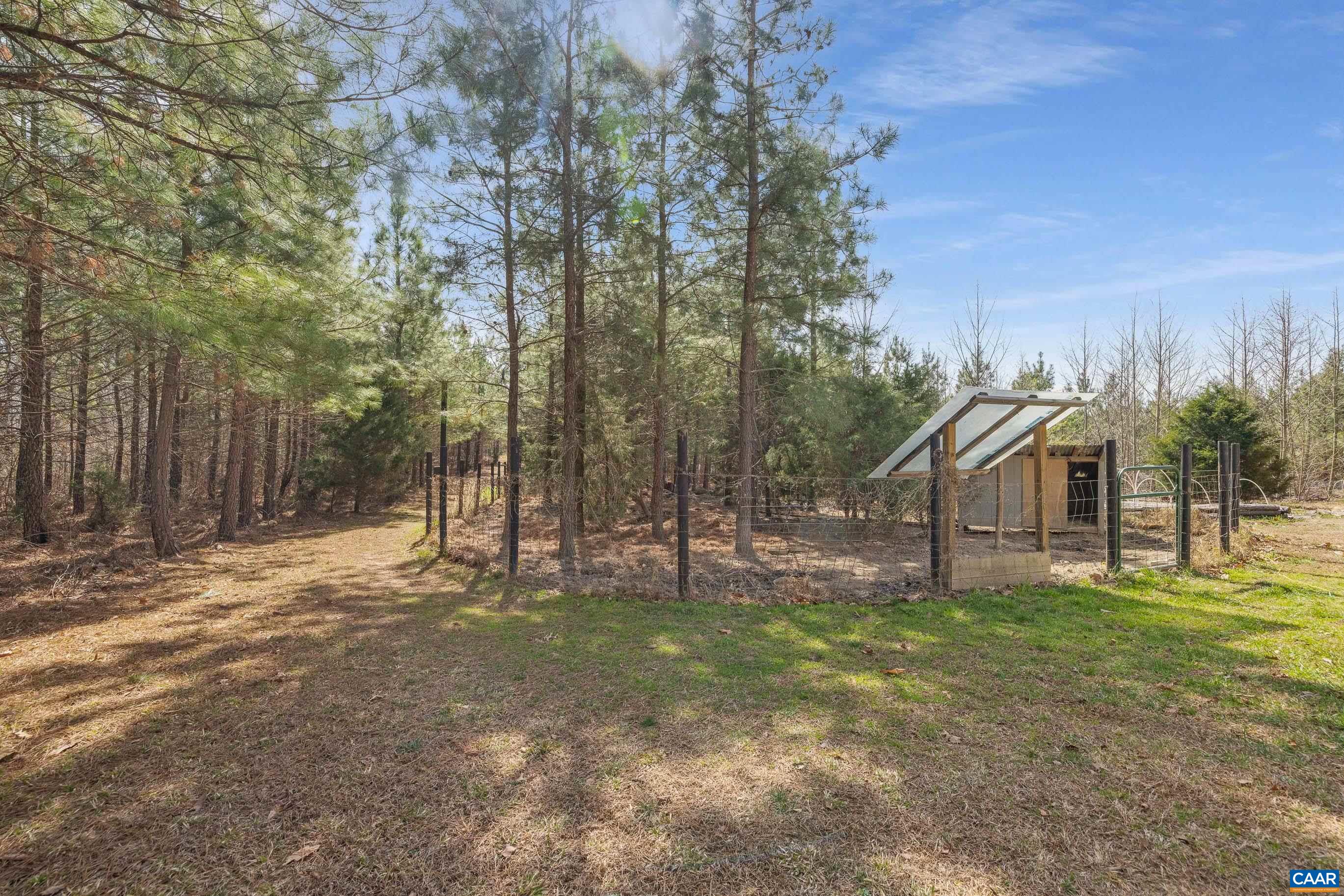 1340 Roundabout Road Louisa, VA 23093 - Photo 36 of 75