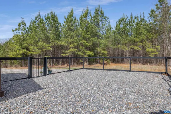 $457,000 | 1340 Roundabout Road, Louisa, VA 23093