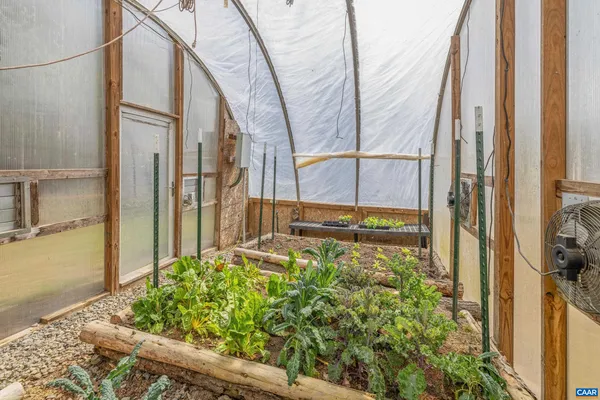 $457,000 | 1340 Roundabout Road, Louisa, VA 23093