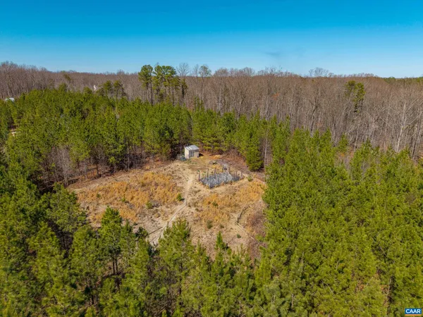 $457,000 | 1340 Roundabout Road, Louisa, VA 23093