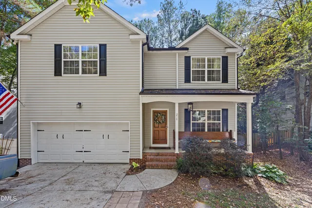 $440,000 | 218 River Hills Drive, Clayton, NC 27527