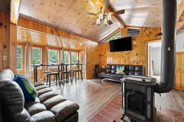 $339,900 | 156 Minnow Brook Lane, Webb, NY 13420