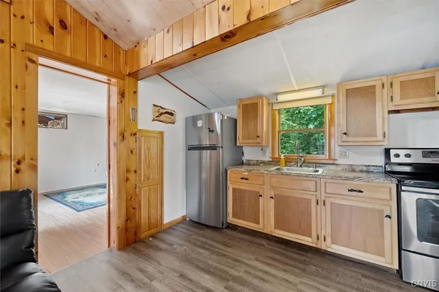 $339,900 | 156 Minnow Brook Lane, Webb, NY 13420