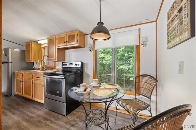 $339,900 | 156 Minnow Brook Lane, Webb, NY 13420