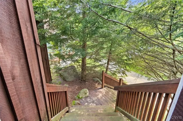 $339,900 | 156 Minnow Brook Lane, Webb, NY 13420