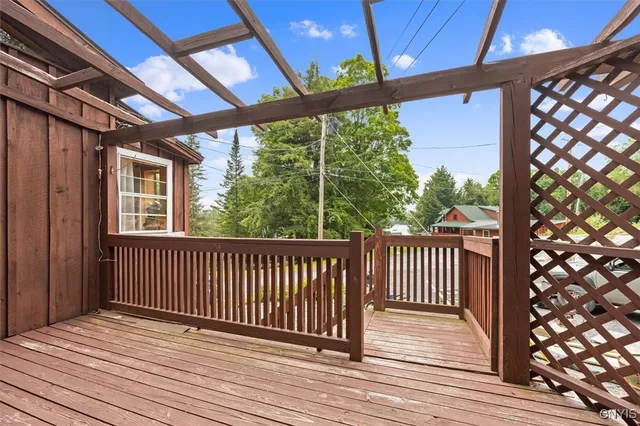 $339,900 | 156 Minnow Brook Lane, Webb, NY 13420