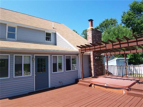 131 Ruby Road Dracut, MA 01826 - Photo 12 of 30 Gallery Image 12