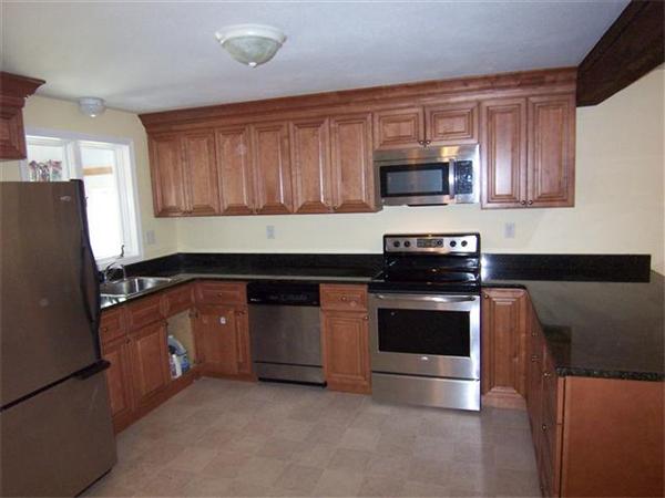 131 Ruby Road Dracut, MA 01826 - Photo 15 of 30 Gallery Image 15